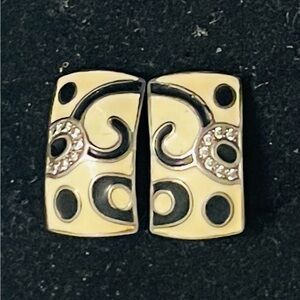 VTG Enamel & Cubic Zirconia 925
Sterling Silver Earrings leverback Clasp